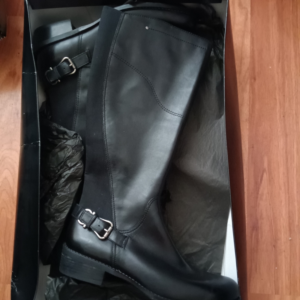 a.n.a boots